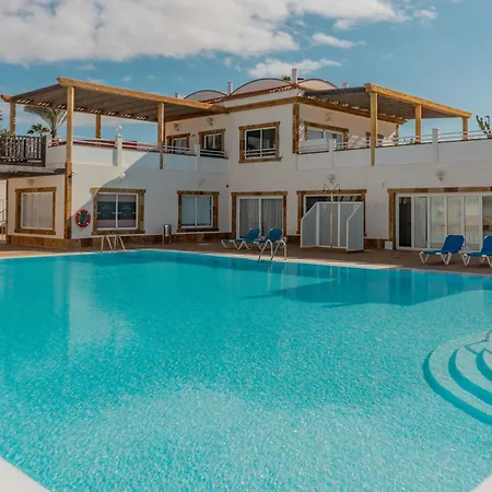Pina Villa *